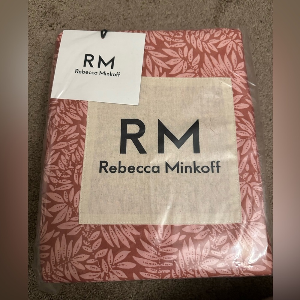 Rebecca Minkoff Bandana bedding set - Picture 4 of 5